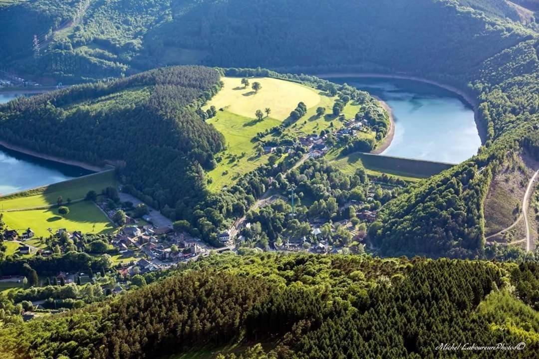 Au Sommet De La Cascade Stavelot Exterior foto